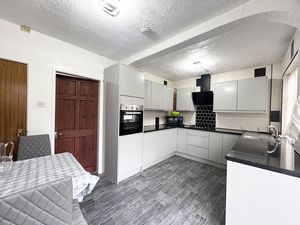 Photo 11- click for photo gallery